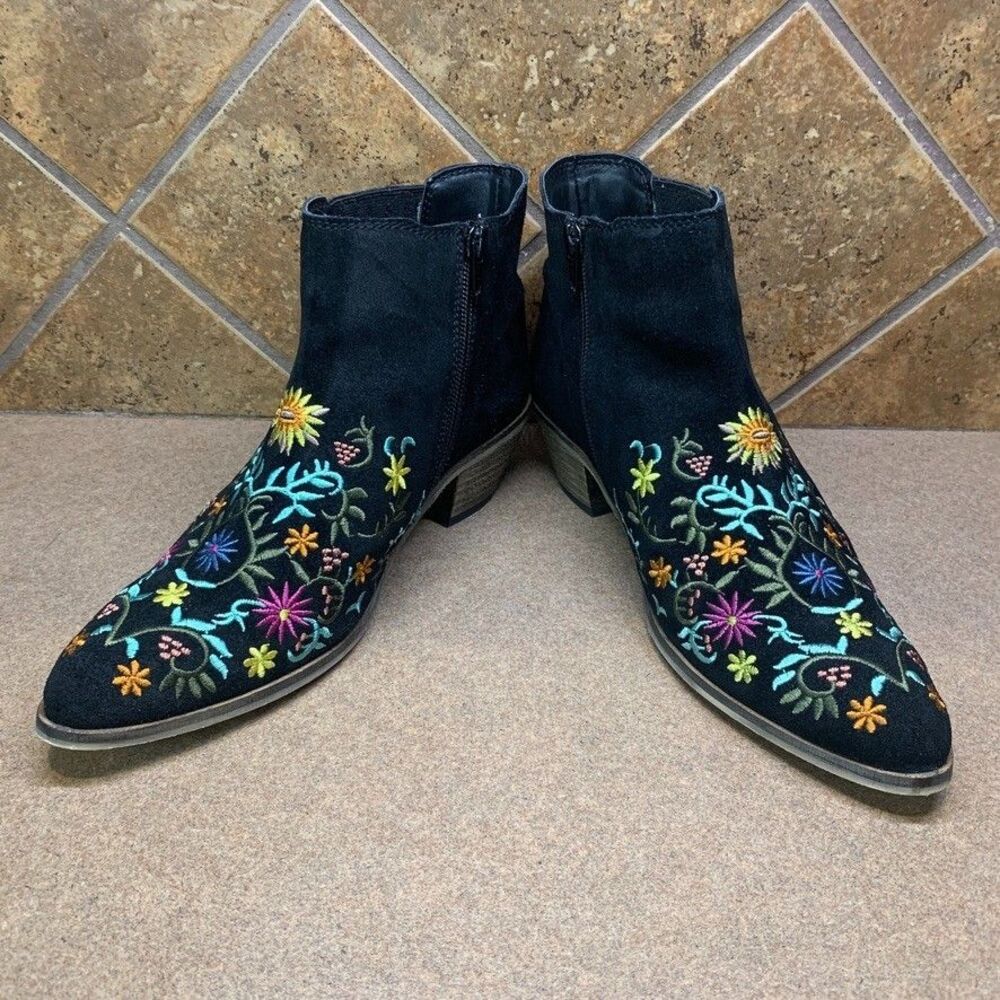 Diba Black Suede Embroidered Bootie Womens 7.5 Dressy Ankle Heeled Western Boots